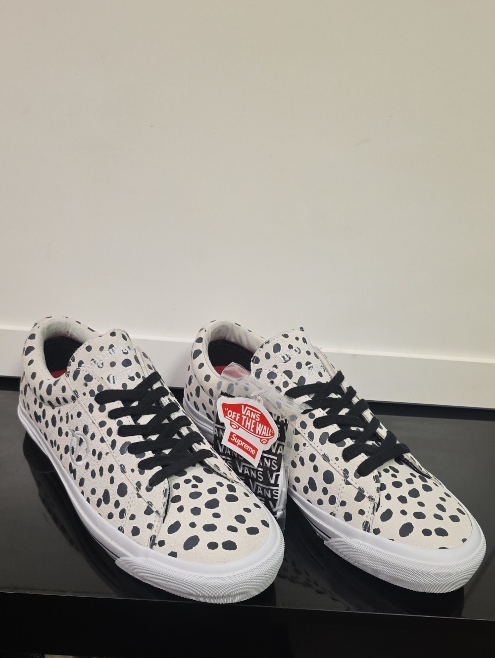Vans X Supreme Sid Pro White Dalmatian Men’s 9.5 Women’s 11 New With Box